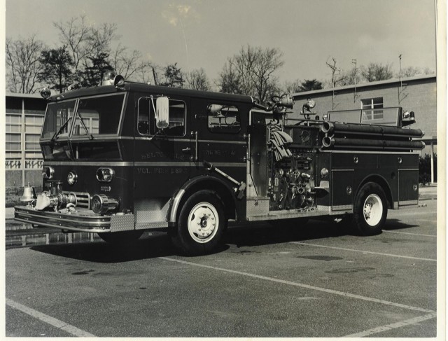 Engine 411 1969 Ward LaFrance (new)